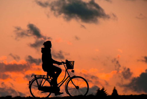 Darf ich ohne Beleuchtung weiterfahren, wenn bei Dunkelheit die Fahrradbeleuchtung ausfällt?