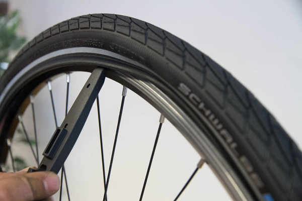 Fahrradreifen und Schlauch aufziehen, montieren und wechseln Fahrradreifen und Schlauch aufziehen, montieren und wechseln