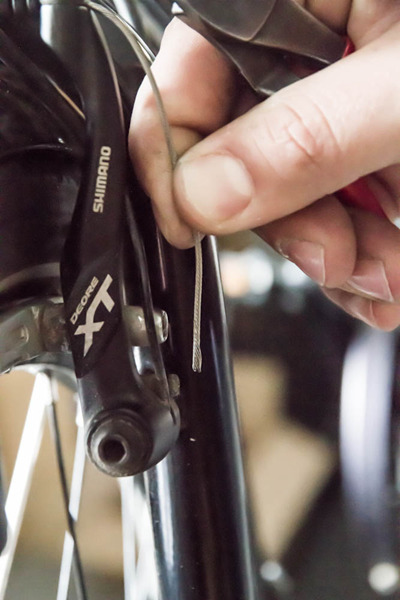 Bremsz&uuml;ge am Fahrrad wechseln und erneuern